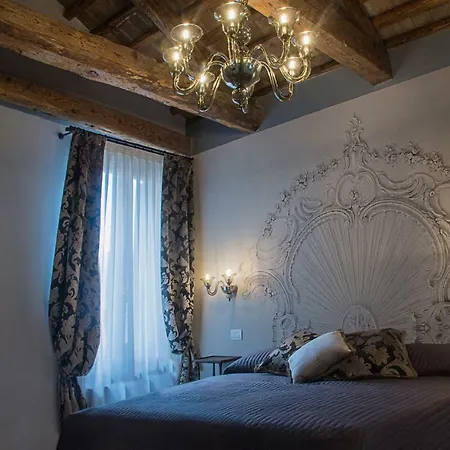 San Marco Suite And Luxury Apartment With Terrace