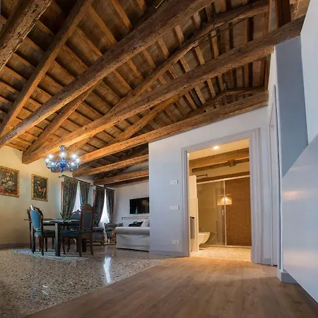 San Marco Suite And Luxury Apartment With Terrace *